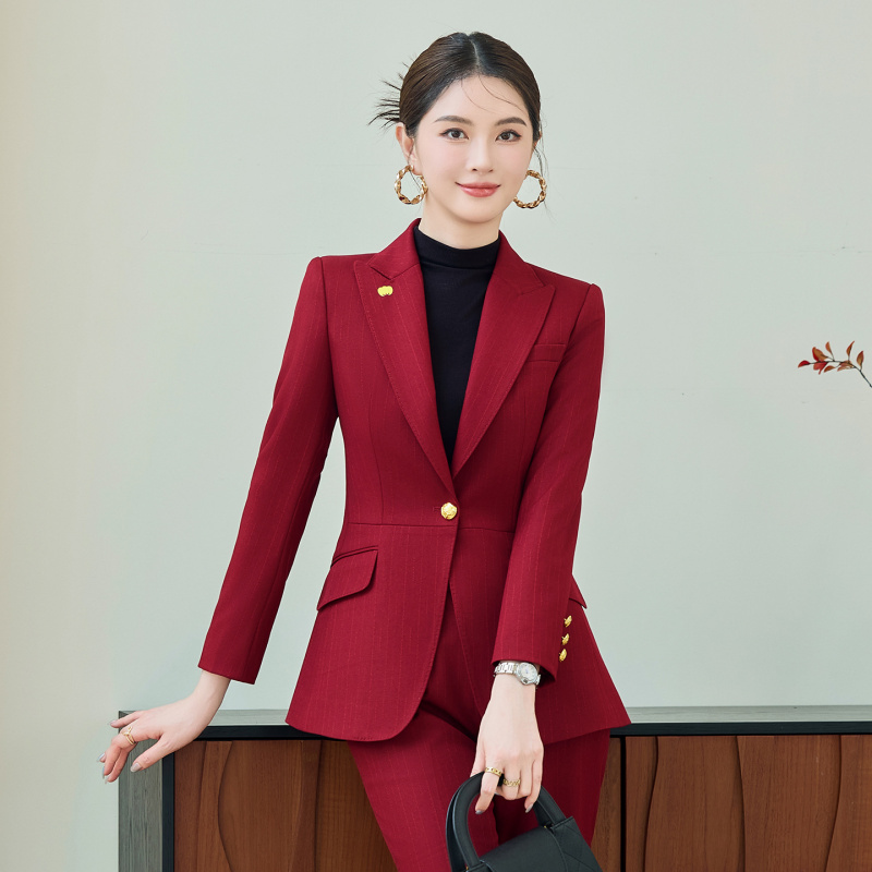 Red Suit Set for Women, Autumn - đánh giá và giá Women'S Red Formal Wear